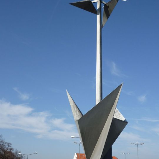 Mast mit zwei Faltungszonen