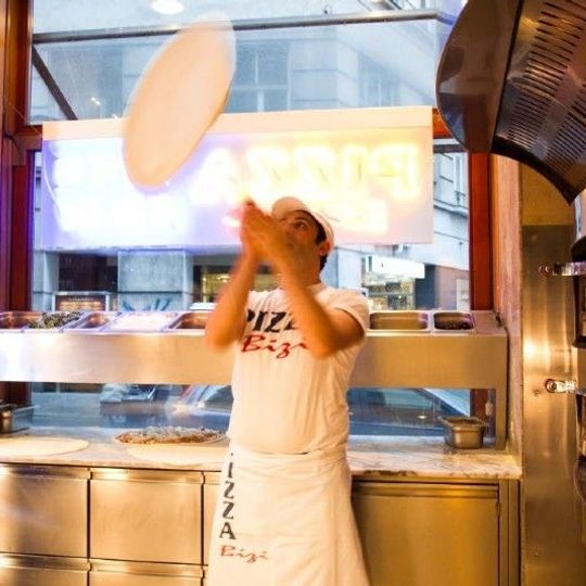Pizza Bizi