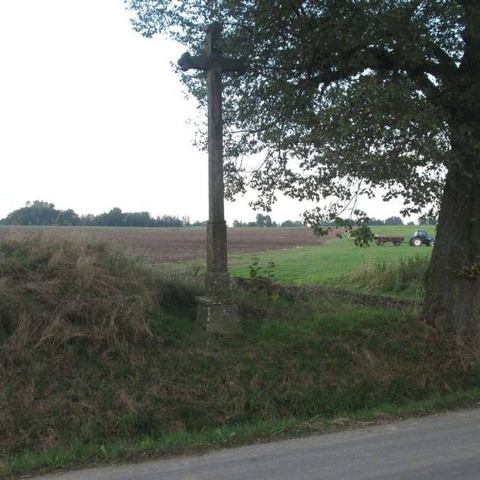 Kříž východně od Jindřichova Hradce