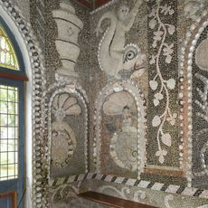 Shell grotto in Nienoord