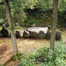 Sieben Steinhäuser