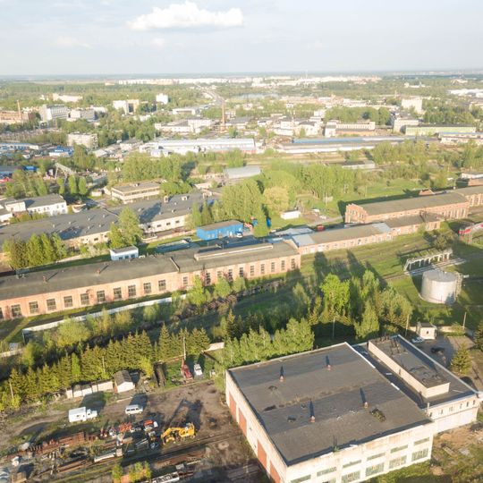 Каменное одноэтажное здание