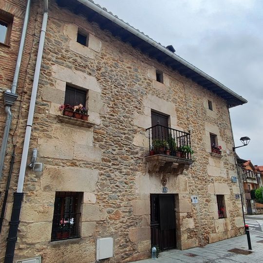 Casa Mayor 32