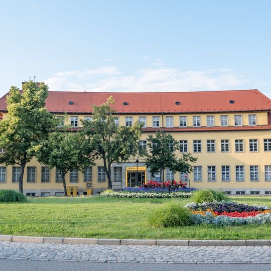 Heinrich-von-Stephan-Platz 6