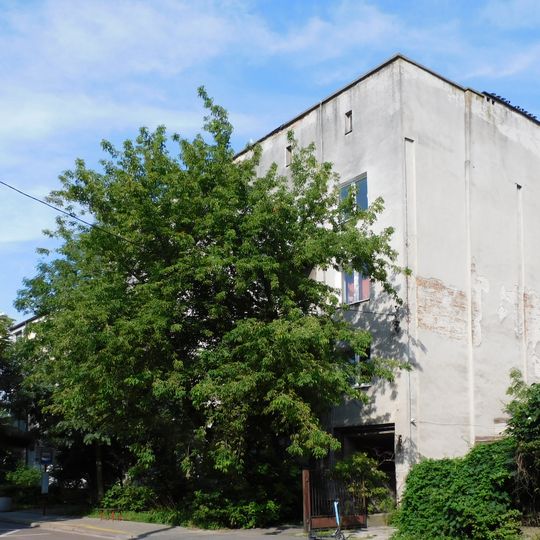 4 Techników Street in Warsaw