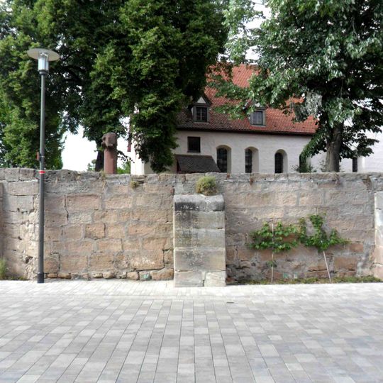 Friedhofsmauer Burgstallstraße 12 in Obermichelbach
