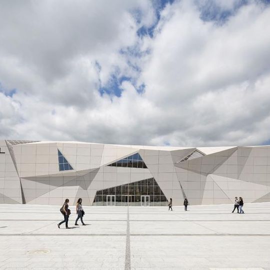 Le Cristal Cinema
