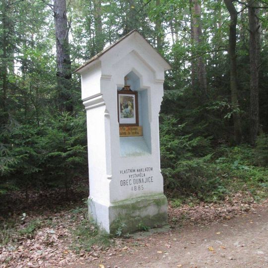 Kaplička na křížové cestě na Dunajovické hoře - 14. zastavení