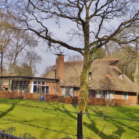 Voormalig theehuis De Heidebloem