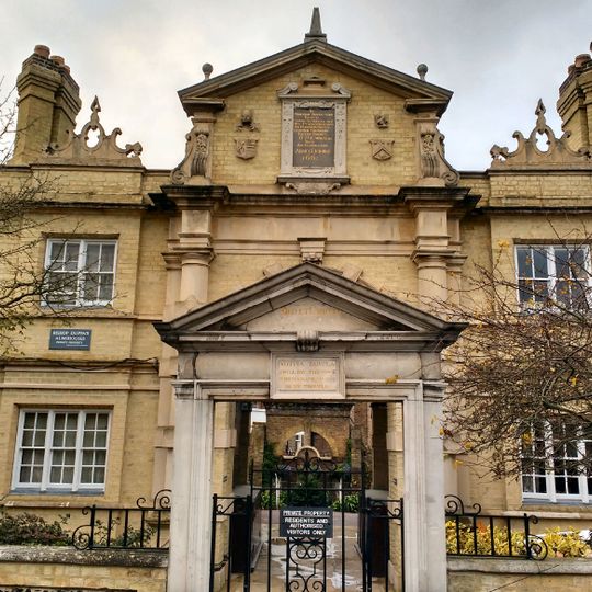 Bishop Duppa's Almshouses, Richmond