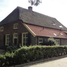 Broekstraat 2, Hernen