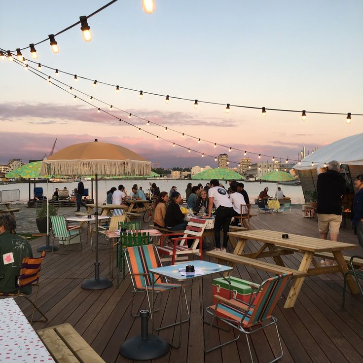 Guinguette Blonde Venus