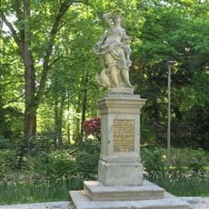 Socha Aurora (Jitřenka) v Mercandinových sadech v Klatovech