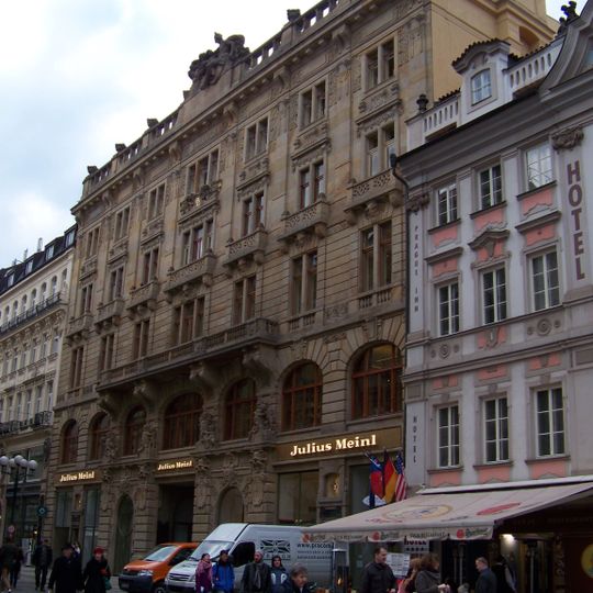 Pražská úvěrní banka