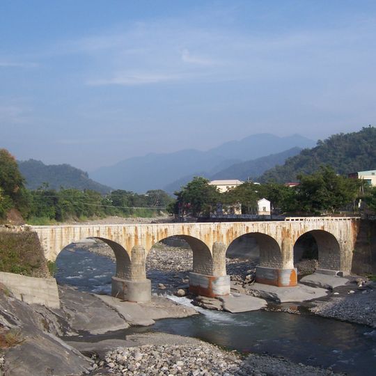 Glutinous Rice Bridge
