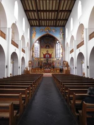 Interior 0