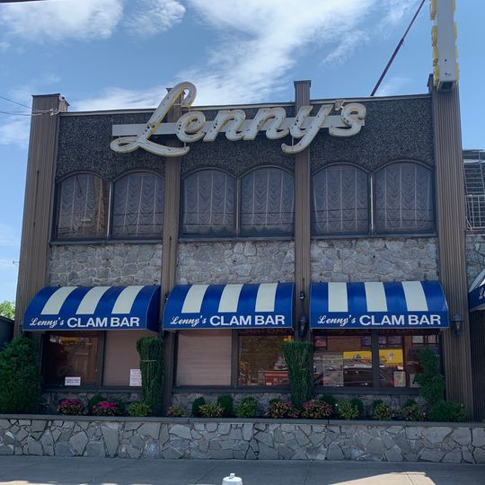 Lenny's Clam Bar & Restaurant