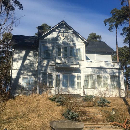 Dzīvojamā ēka - pansija