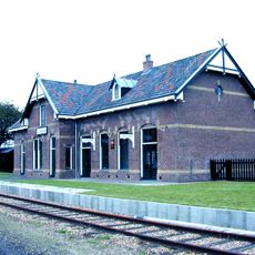 Tzummarum railway station