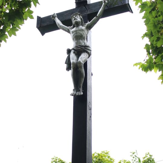 Kříž na Vinařického náměstí