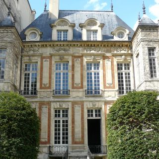 Hôtel de Chalons-Luxembourg