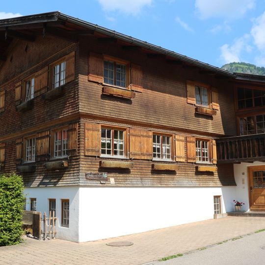 Wohnteil eines ehemaligen Bauernhauses