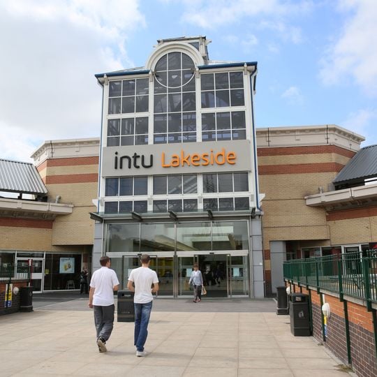 Lakeside Shopping Centre