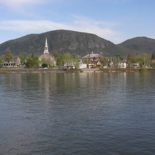 Mont-Saint-Hilaire