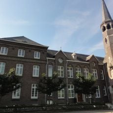 Klooster St. Alfonsius Zusters: Kloostervleugel tussen klooster en kapel