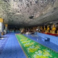 Wat Tham Heo Sin Chai