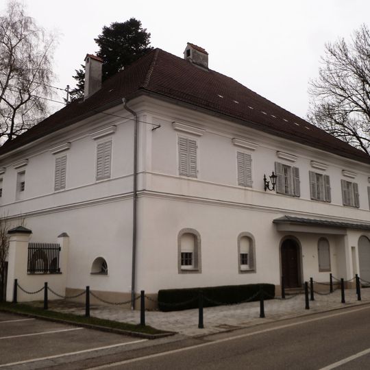 Wohnhaus, ehem. Pfarrhof