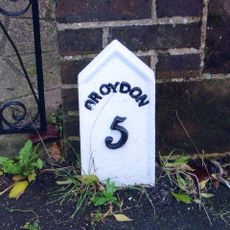 Milepost, by No. 630, S end of Warlingham, opp Sainsburys