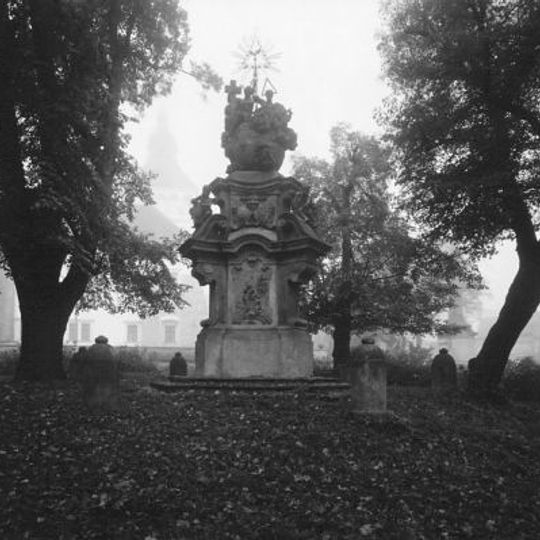 Sculpture of Holy Trinity