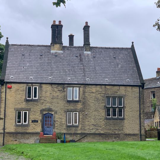 Duke of Norfolk's Primary School and Schoolhouse
