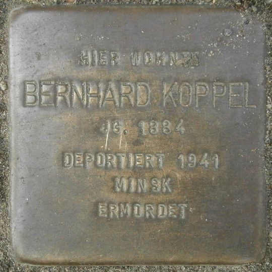 Stolperstein en memoria de Bernhard Koppel