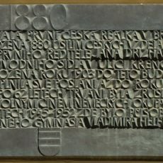 Pamětní deska první české reálky v Brně