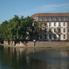Quai Sainte-Attale