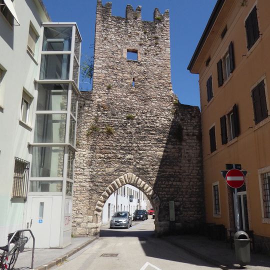 Porta Santa Margherita