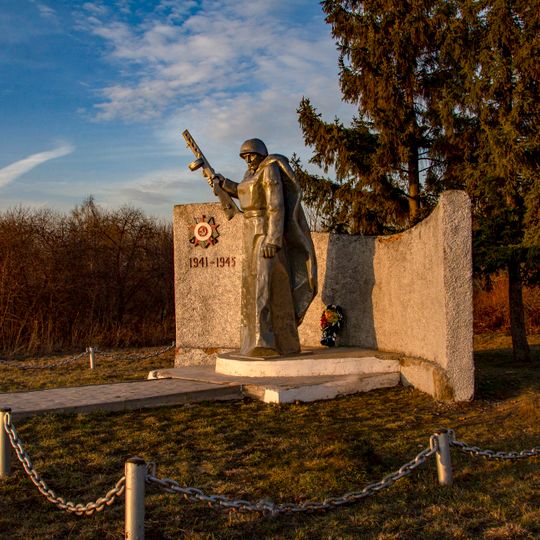 Памятник воинам, погибшим в Великой Отечественной войне
