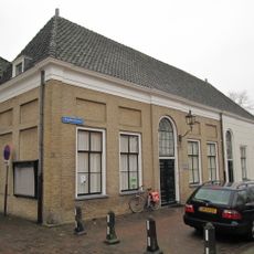 Raadhuisstraat 3, Middelharnis