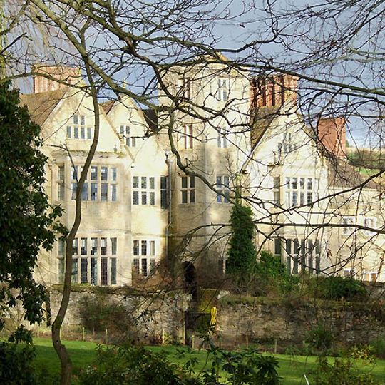 Shipton Hall