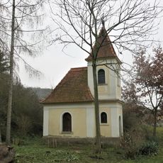 Kaple na návsi v Přívlakách
