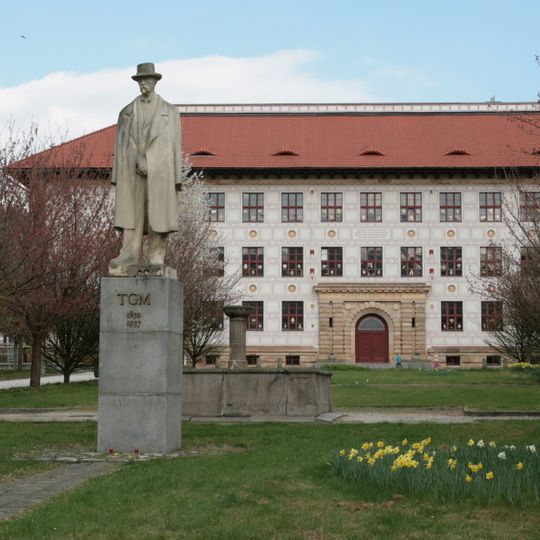 Základní škola TGM Sušice, Dr. Ed. Beneše