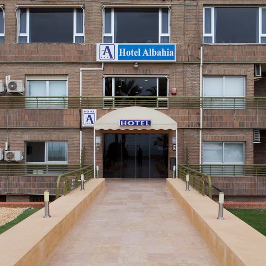 Hotel Albahía