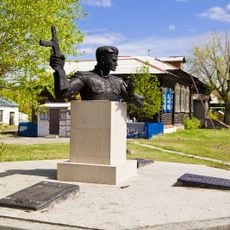 Памятник Герою Советского Союза Д.М. Крутикову (Курган)