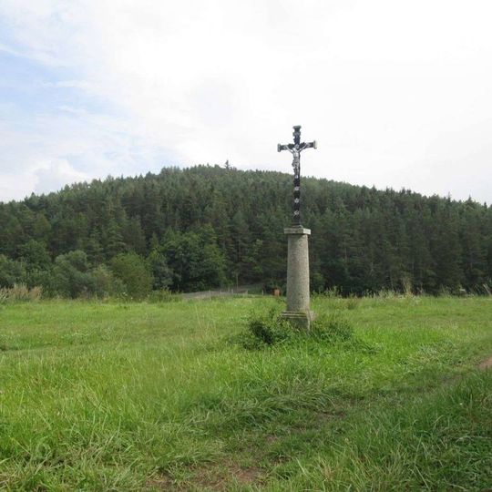 Kříž severně od Svatého Pole