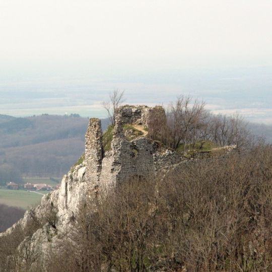 Hrad Ostrý Kameň, Ostriež, veža bránová