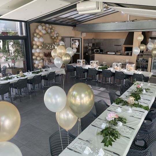 Le Mistral Bar Restaurant