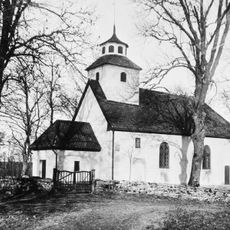 Ova cemetery