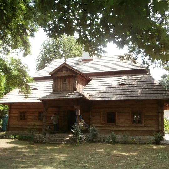 Dworek Zacisze, Polna 1 w Miechowie